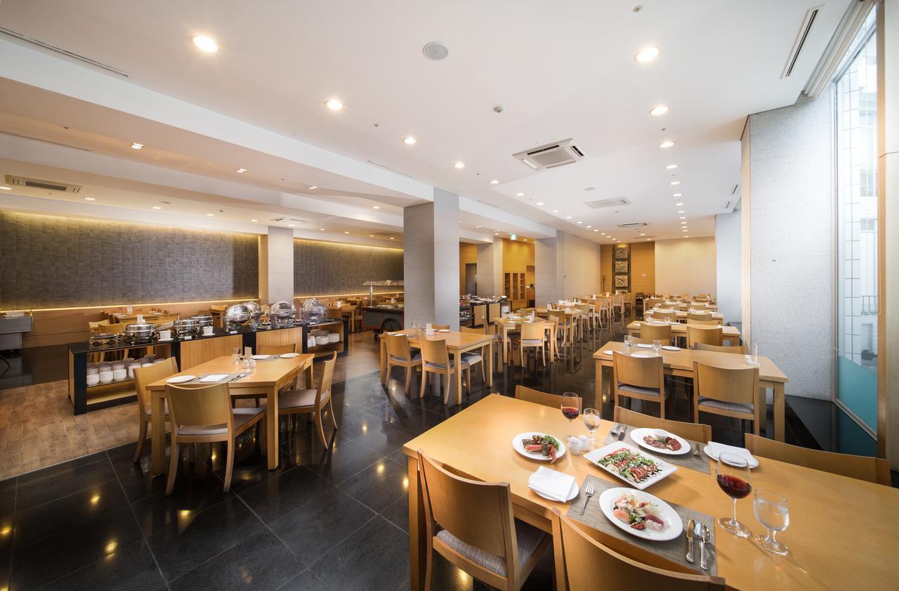 Seogwipo KAL Hotel Eksteriør billede Restaurant