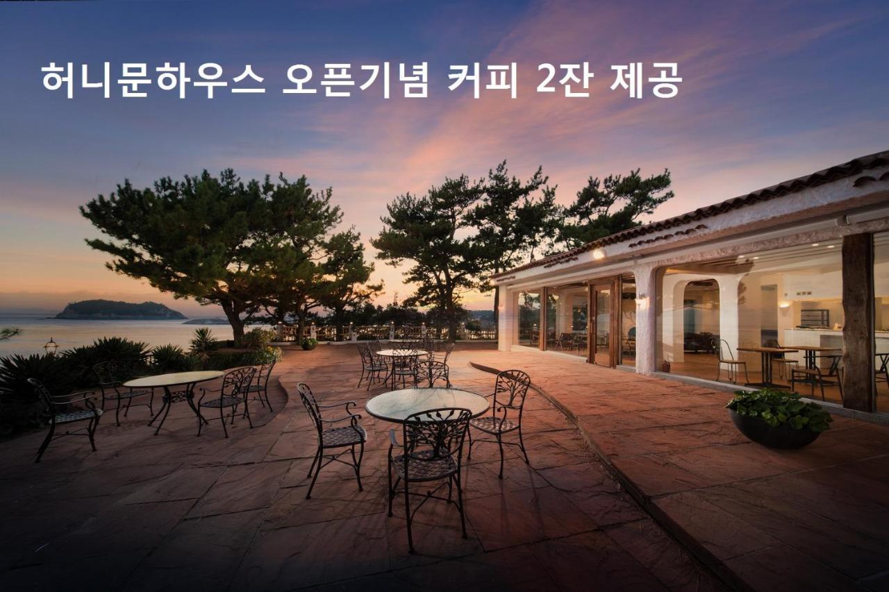 Seogwipo KAL Hotel Eksteriør billede Hanwha U-City